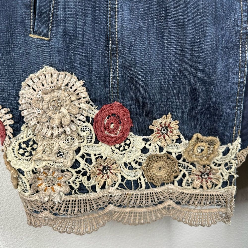 Chicos Denim Lace Doilie Long Blazer Jacket Boho Embellishment Size 3 Or XL - Picture 4 of 12